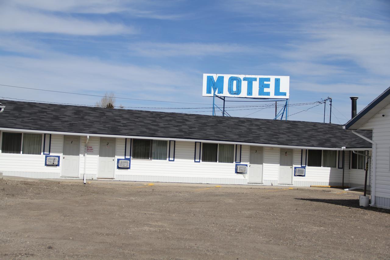 Bluebird Motel Innisfail Zewnętrze zdjęcie