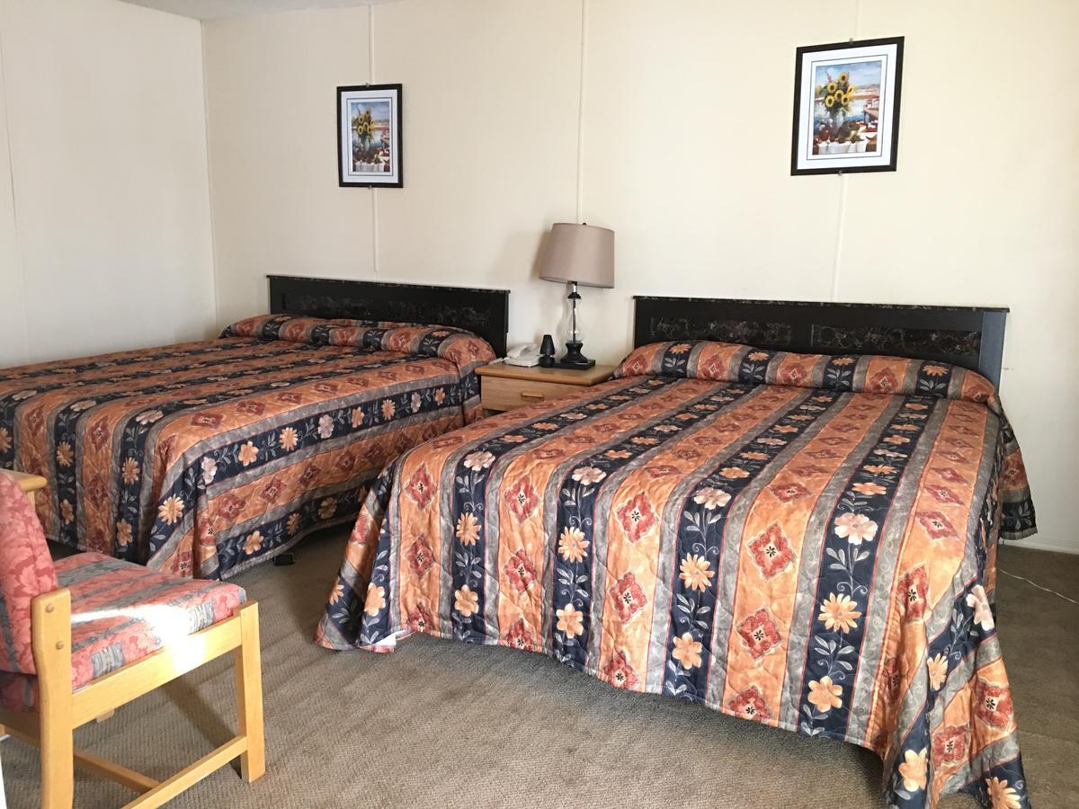 Bluebird Motel Innisfail Zewnętrze zdjęcie