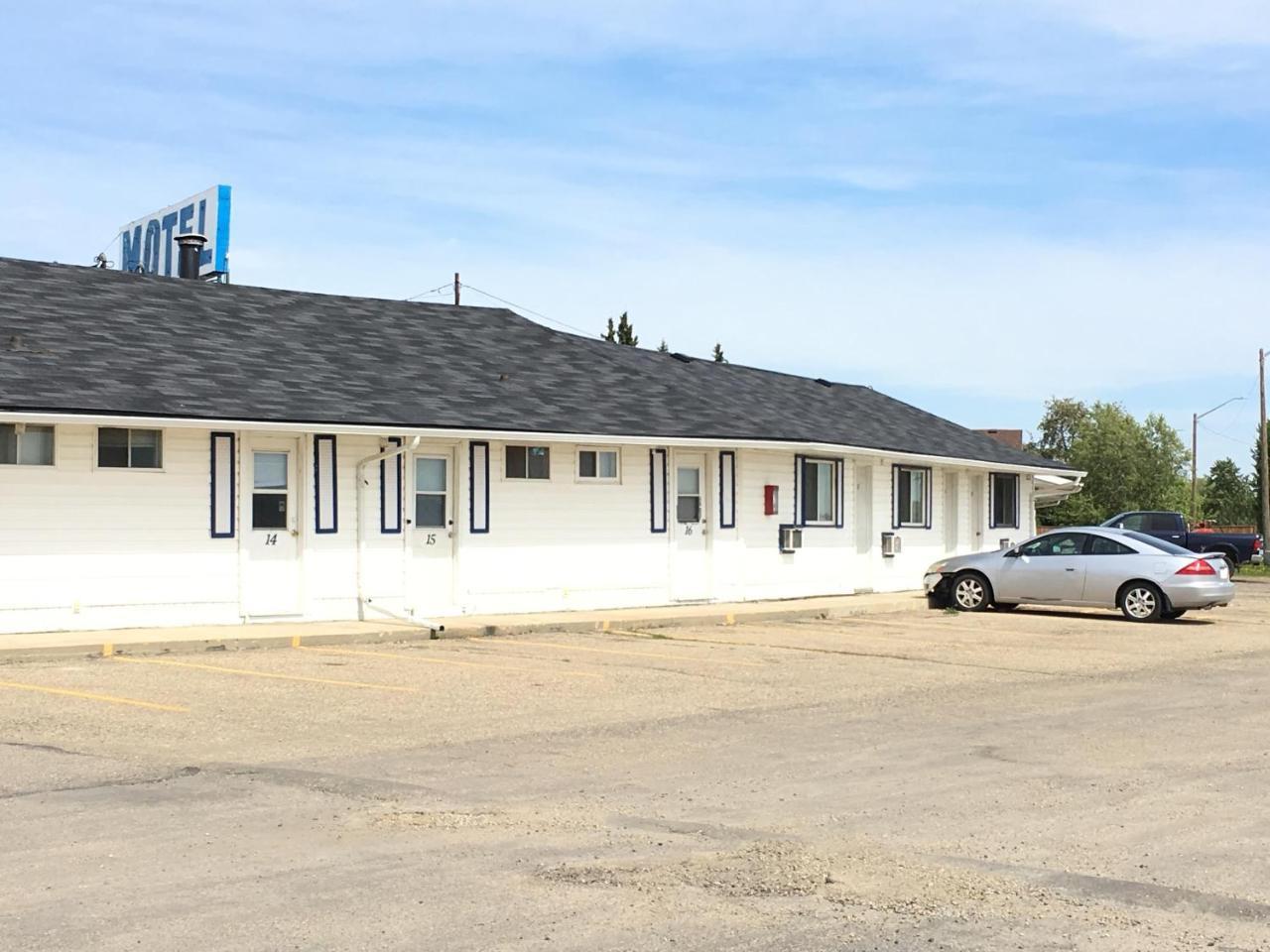 Bluebird Motel Innisfail Zewnętrze zdjęcie