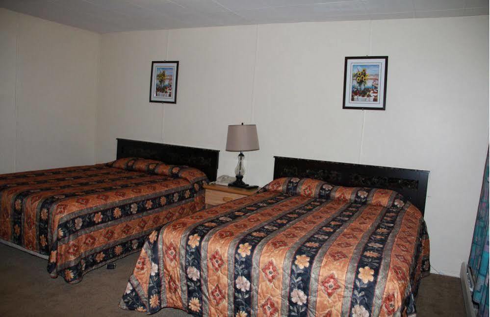 Bluebird Motel Innisfail Zewnętrze zdjęcie